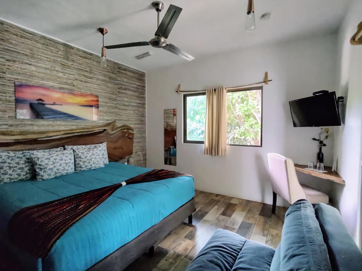 Hotel Pancho Villas Bacalar - Free Bikes And Paddles Exteriör bild